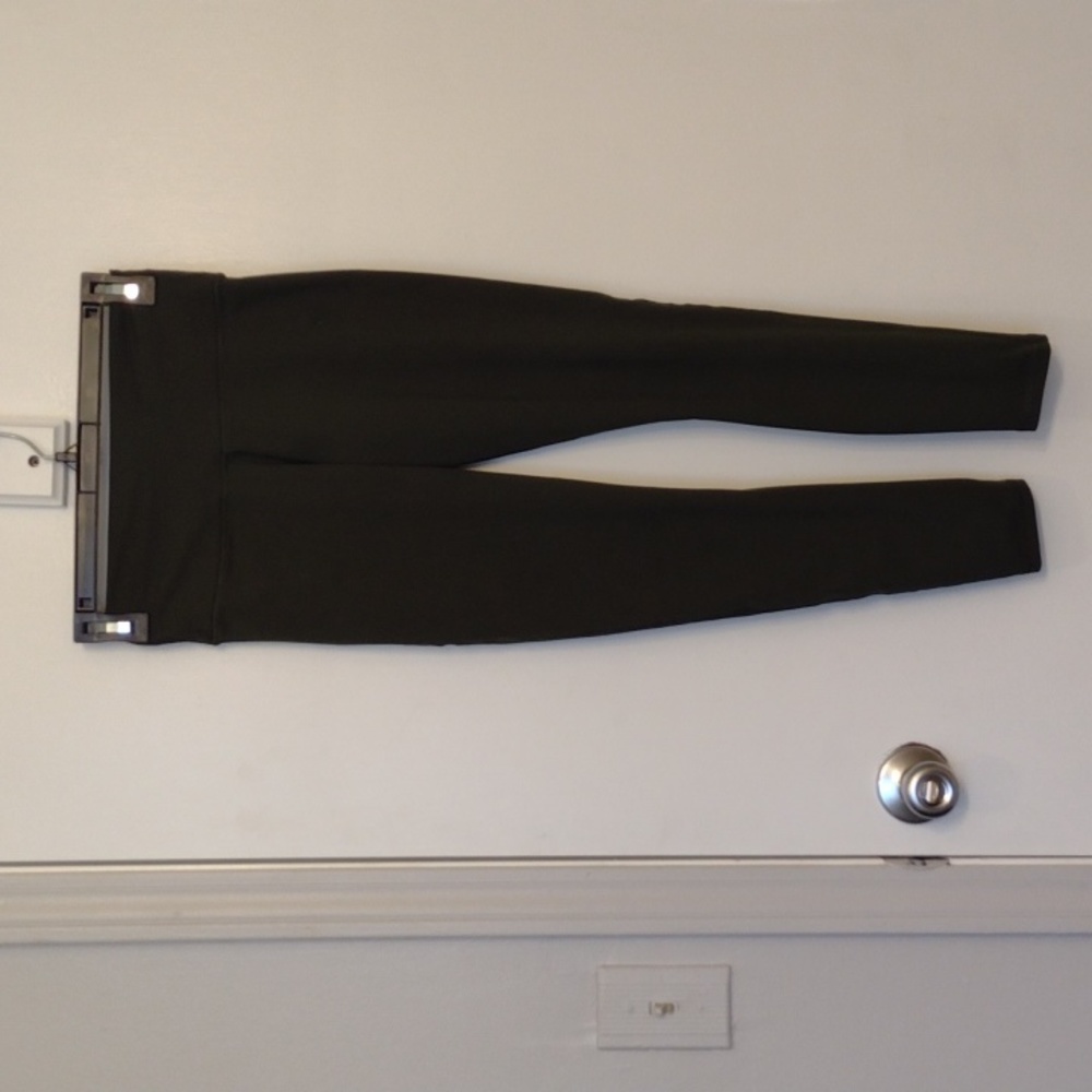 Fabletics Forest Green Tight Compression Leggings… - image 1